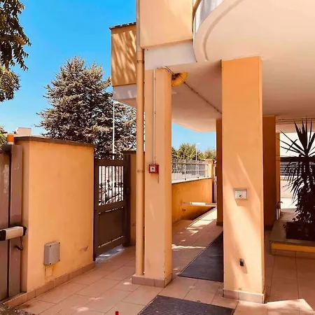 Lejlighed Nuovissimo Moderno Con Box Auto *