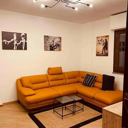 Silvios House Nuovissimo Moderno Con Box Auto